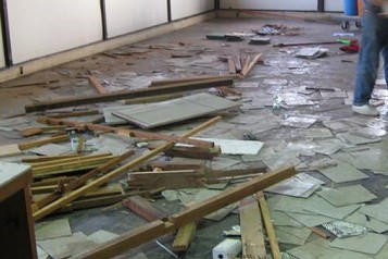 伯欽拆除進行豐原舊屋拆除，確保結構安全與廢棄物妥善處理